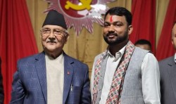 माओवादीमा आवद्ध युवाहरूको समूह एमालेमा प्रवेश